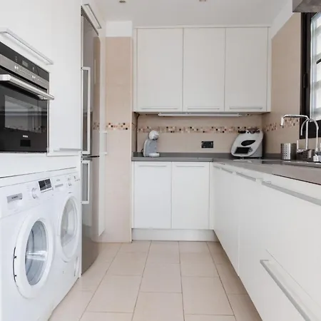 Apartamento Piso De Lujo En Centro Cruz. *